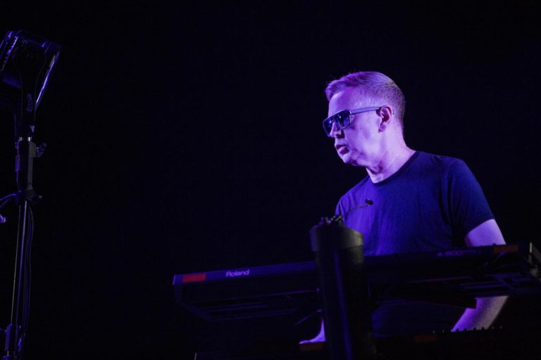 Depeche Mode, è morto Andy Fletcher: il tastierista aveva 60 anni