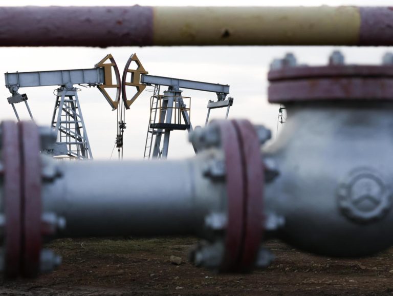 Russia: “Niente petrolio a chi vuole tetto al prezzo”