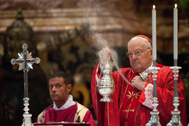Morto il cardinale Angelo Sodano, aveva 94 anni