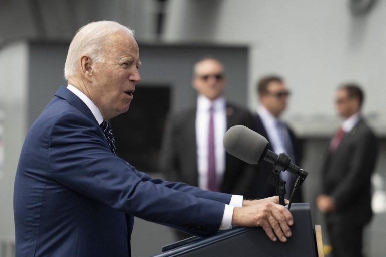 Biden: “Zelensky non ascoltò allarme Usa su invasione”