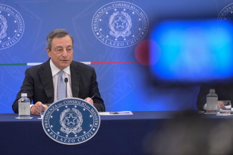Draghi: «Il governo con gli ultimatum non lavora»
