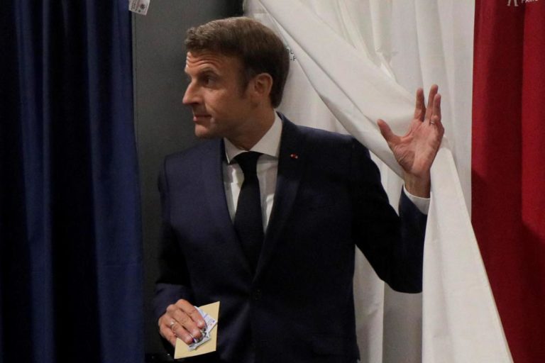 Elezioni Francia, exit poll: Macron perde maggioranza assoluta