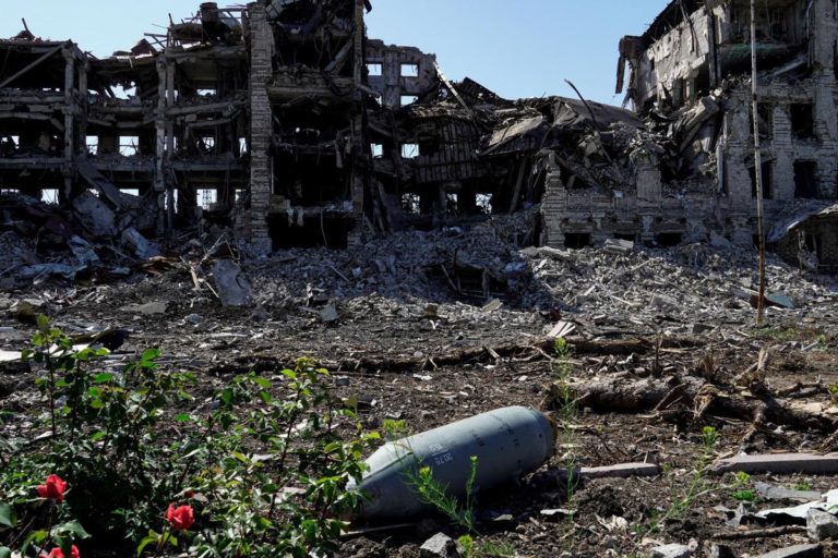 Ucraina, Nato: “Guerra potrebbe durare anni”