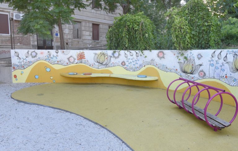 Un murale fiorito per il parco di Pomerio