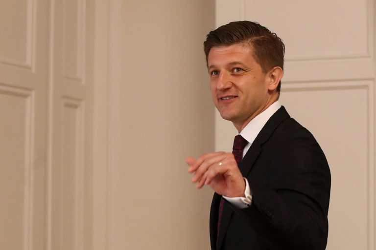 Croazia. Il ministro delle Finanze Zdravko Marić ha rassegnato le dimissioni