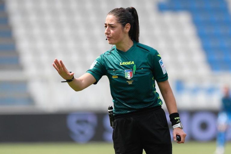 Prima donna arbitro in Serie A, chi è Maria Sole Ferrieri Caputi