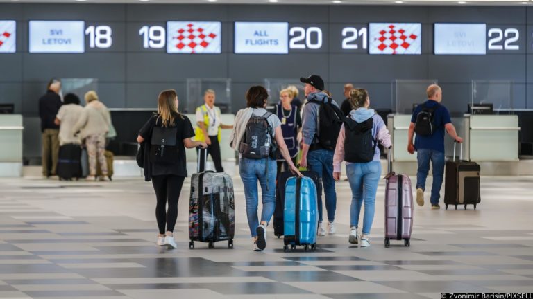 Decollano gli aeroporti croati: passeggeri +398%