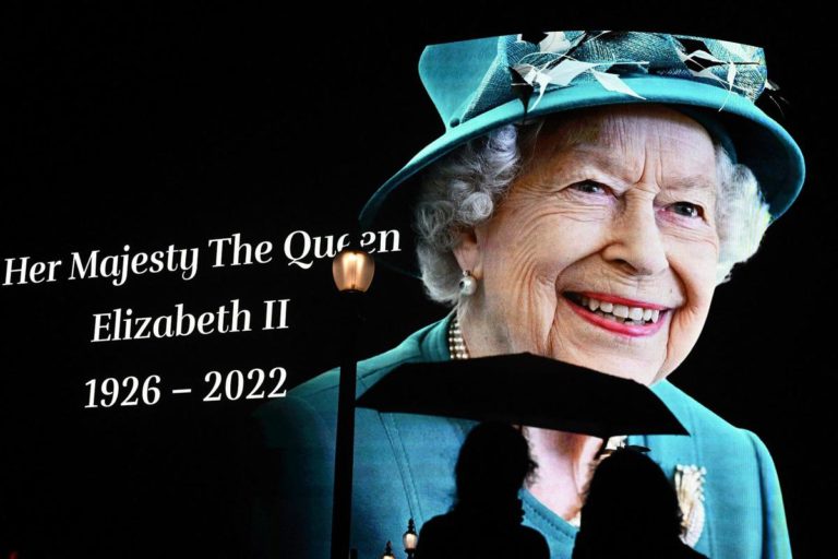 Morte Elisabetta II, il mondo piange la sovrana britannica