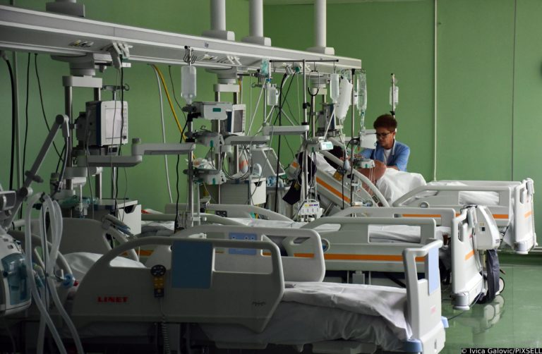 I medici ospedalieri a Beroš: «Progressi nel sistema sanitario? Fandonie…»