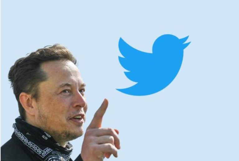 Musk compra Twitter e licenzia quattro top manager: “L’uccellino è libero”