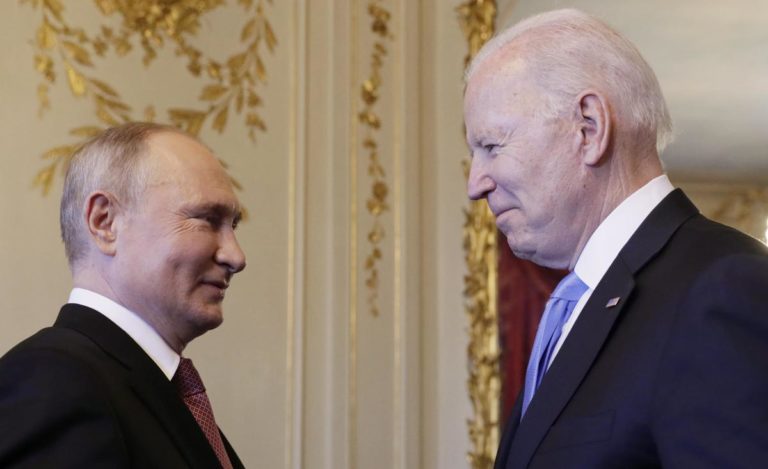 Biden: “Putin ha sbagliato calcoli”. Mosca apre a incontro