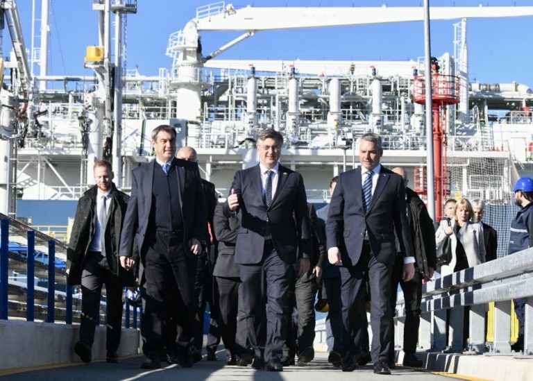 Plenković, Nehammer e Söder in visita al rigassificatore di Veglia – (foto)