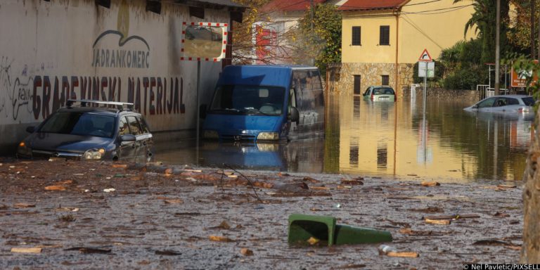 Maltempo a Crikvenica e Novi Vinodolski, città sott’acqua (foto)