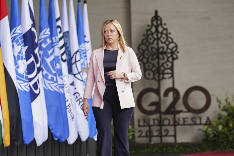 G20, Meloni vede Biden: “Legami profondi e duraturi”