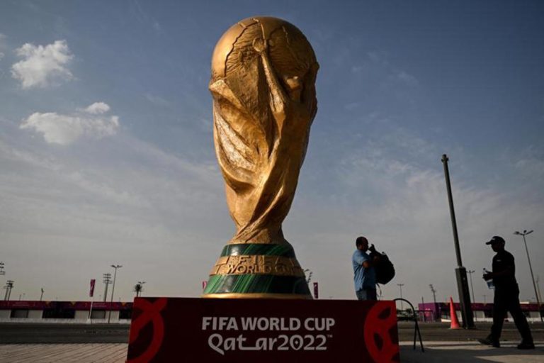 Qatar 2022, la scuola nel pallone: lezioni sospese in giro per il mondo