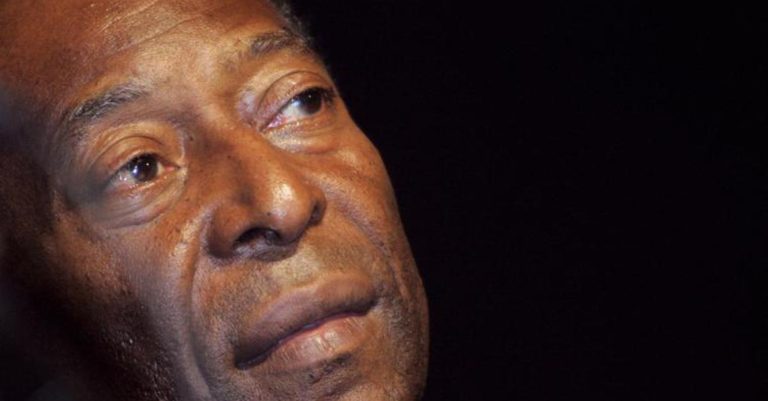 E’ morto Pelé, addio al monumento del calcio