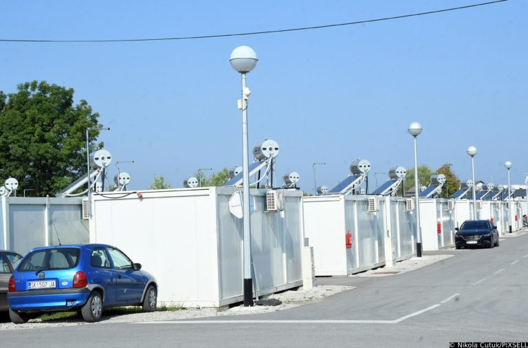 Croazia. Insediamento di container a Petrinja: muore bimbo di 2 mesi