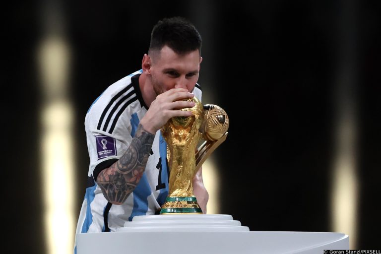 Messi raggiunge Maradona: ora è il più grande di tutti