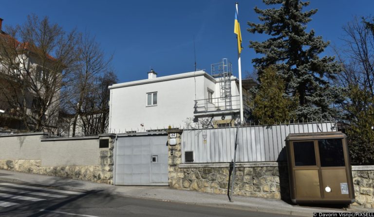 Ambasciata d’Ucraina a Zagabria: pacco con animali dagli occhi insanguinati