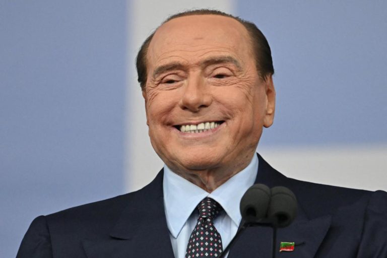 Berlusconi: “Monza? Battuta da spogliatoio, chi critica privo di humor”