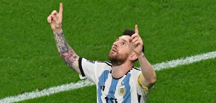 Messi trascina l’Argentina ai quarti. Australia brava, ma sconfitta (2-1)