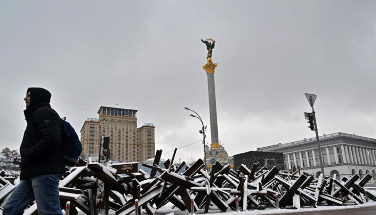L’INTERVENTO Cento miliardi elargiti a Kiev