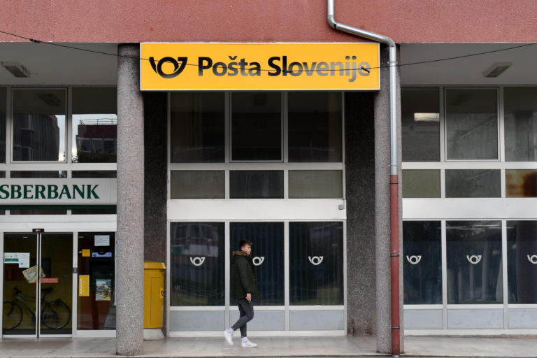 Poste slovene, realtà in ebollizione
