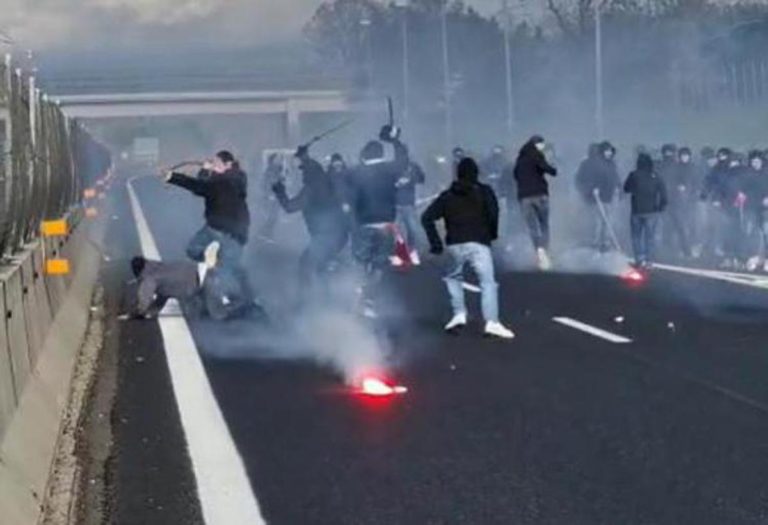 Scontri ultras A1, Piantedosi: “Stop 2 mesi trasferte tifosi Napoli e Roma”