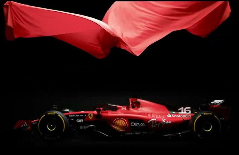 Ferrari F1, presentata la SF-23. Leclerc: “Il nostro obiettivo è vincere”