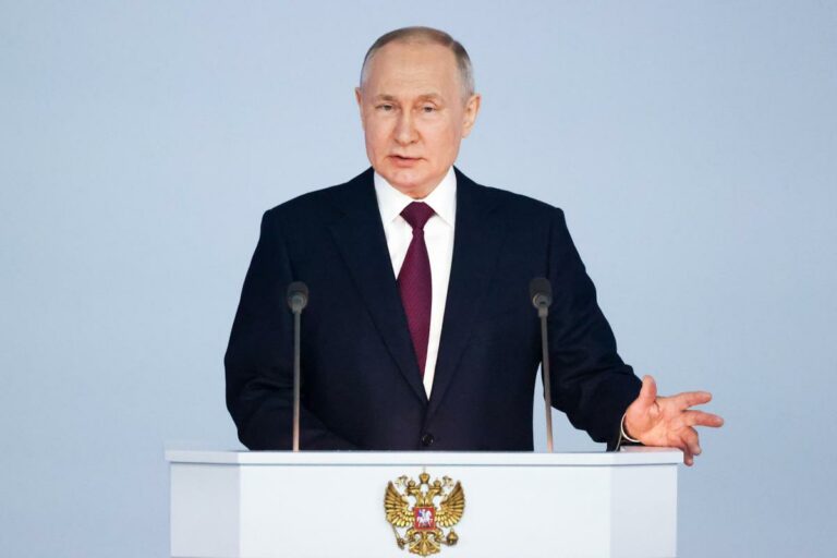 Ucraina, Putin: “Russia non ha iniziato guerra, usa forza per finirla”