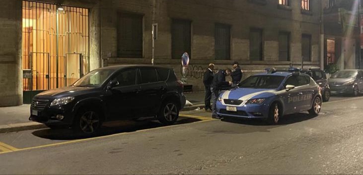 Milano, accoltellati in strada vicino a stazione Centrale: 6 feriti