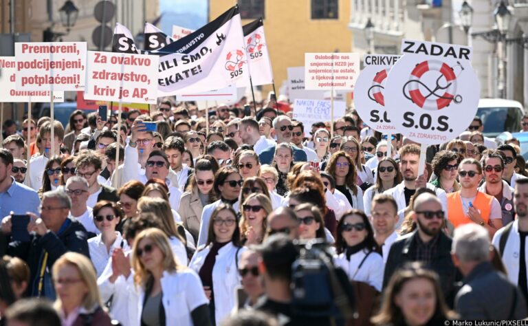 Protesta medici: «Il sistema sanitario è marcio: misure subito»