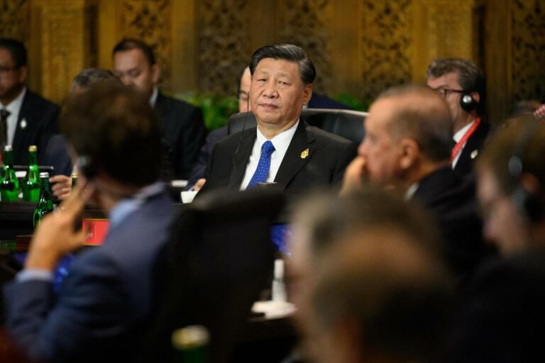 Cina avverte gli Usa: “Così si rischia scontro”