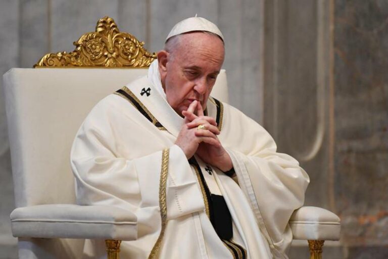 Papa Francesco non sarà alla Via Crucis al Colosseo