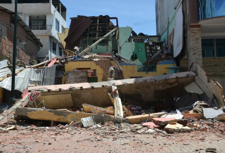 Forte scossa di terremoto in Ecuador: almeno 15 vittime