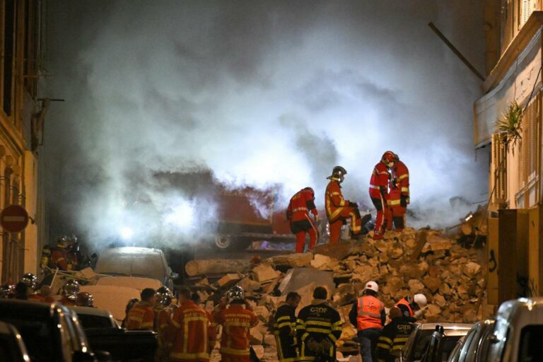 Francia, crolla palazzo di 4 piani a Marsiglia: diversi feriti