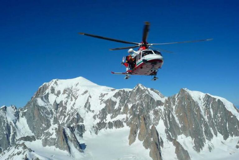 Scialpinisti dispersi in Valle D’Aosta, recuperati i corpi senza vita