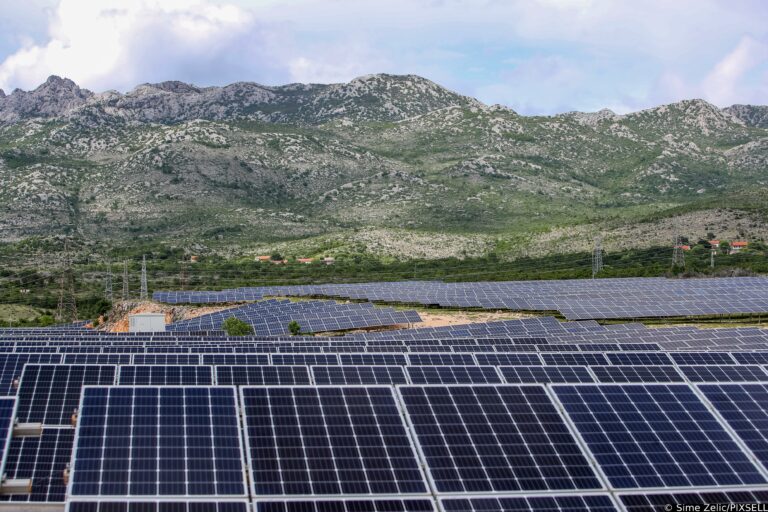 Croazia. A Obrovac (Obrovazzo) inaugurata la più grande centrale solare