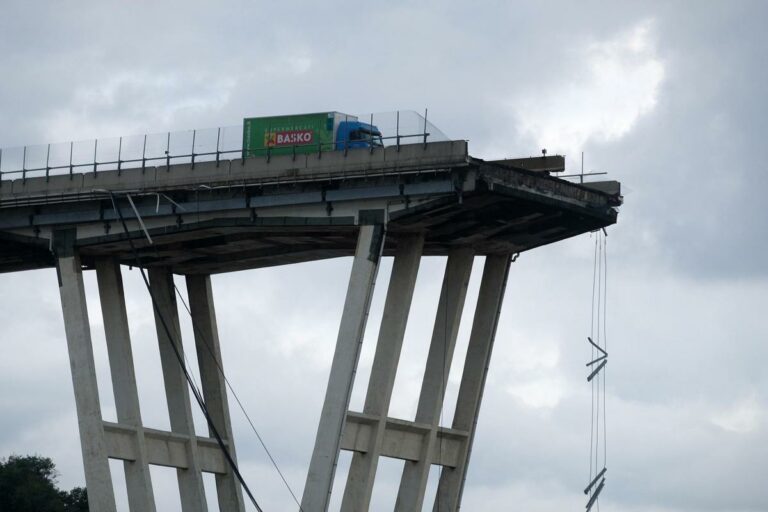 Ponte Morandi, Meloni: «Scuse doverose». Mattarella: «Fare giustizia»