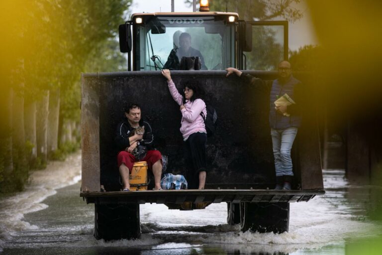 Alluvione Emilia Romagna. I morti sono 9, oltre 10mila gli sfollati