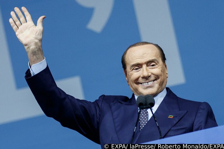Addio Berlusconi. Il trentennio azzurro dalla discesa in campo