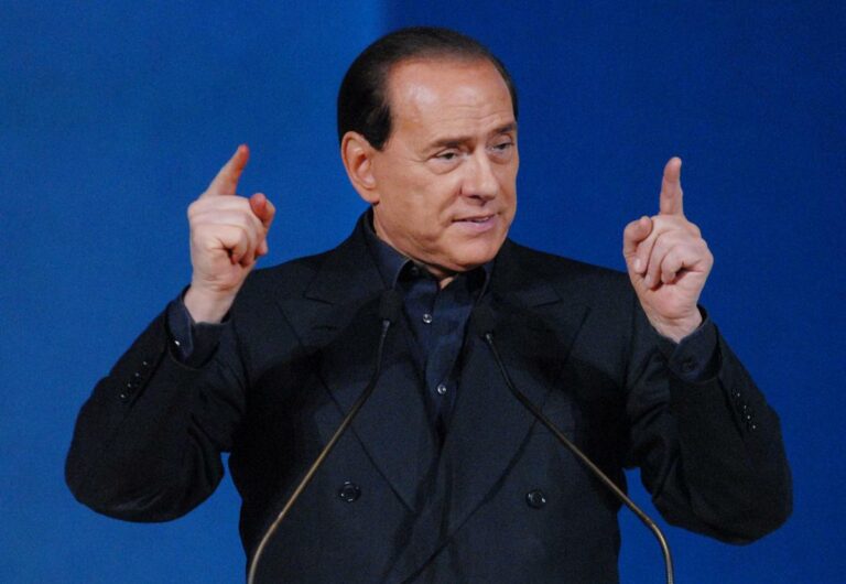 Addio Berlusconi. Le reazioni, Meloni: «Un combattente»