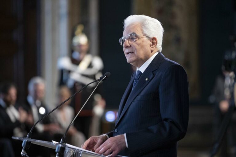 2 giugno, Mattarella: “Fare rete per superare sfide e crisi”