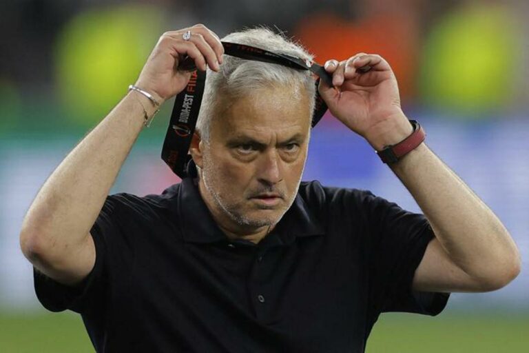 Roma Europa League, procedimento Uefa contro Mourinho per critiche all’arbitro