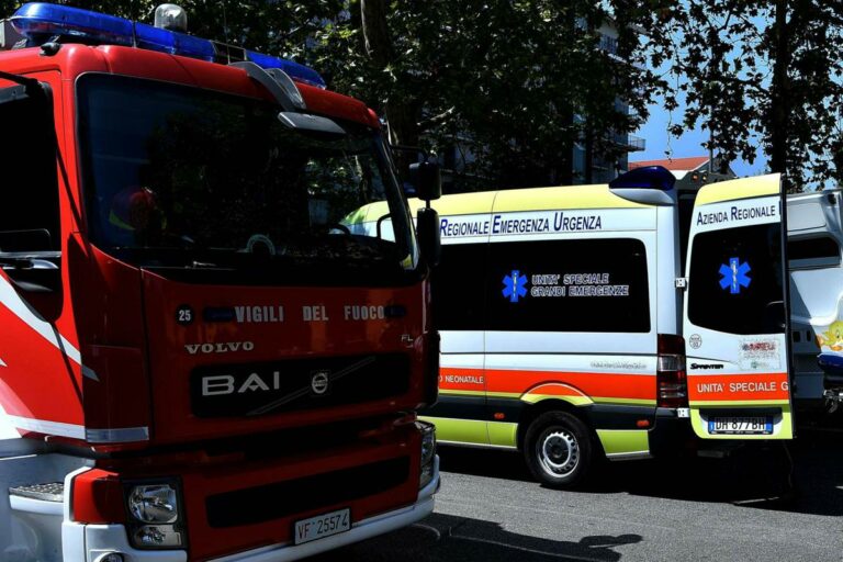 Parma, incendio in casa per fragili e disabili: un morto e 11 feriti