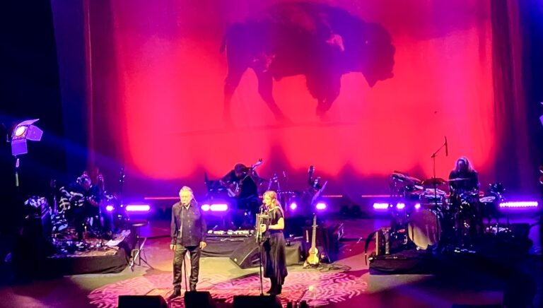 «Saving Grace», Robert Plant fa sold out