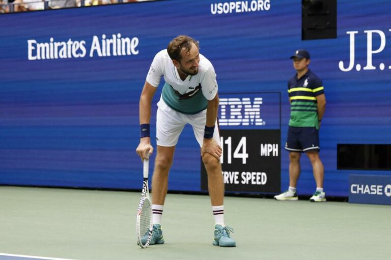 US Open, Medvedev: «Un giocatore morirà per il caldo»