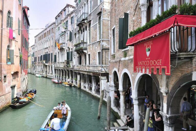 Venezia, ticket d’ingresso al via: la misura in Italia e all’estero