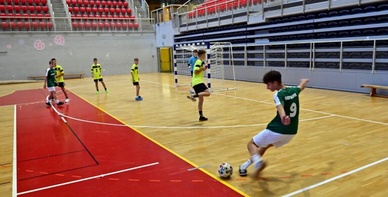 Futsal, i campioncini della CNI in grande spolvero (foto)