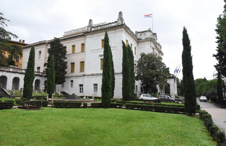 Palazzo del governo: scatta il restauro